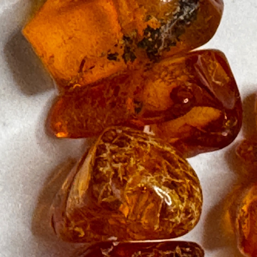 Natural Baltic‎ Amber Chip Necklace Gemstone Glow Boho Chic 26 inches Gradual - Picture 2 of 16